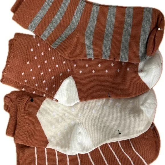 New Four pair socks kids L 3-5T