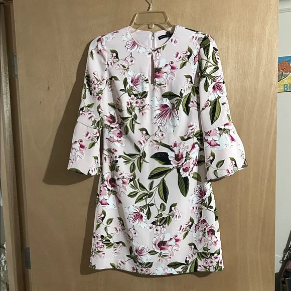 White House Black Market Pink Floral Long Sleeve Dress