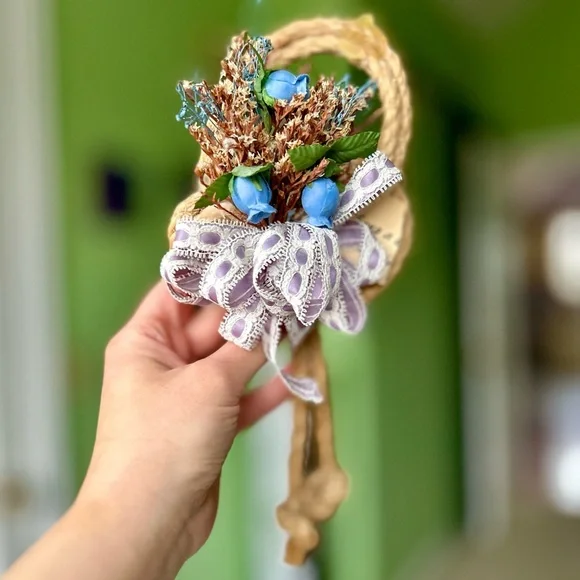 VTG Handmade Faux Floral Rope Meadow Lace Bow Cottagecore Farmhouse Wall Decor