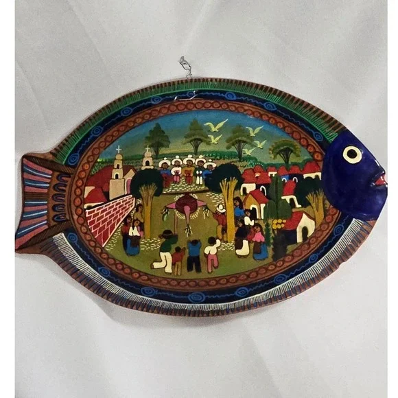Vtg Mexican family storyteller fish terracotta wall art hand painted plate
