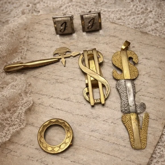 006 Vintage Men’s Accessories Lot Cufflinks Tie Clips Money Sign Novelty Jewelry