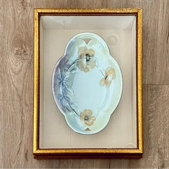 Hand Painted‎ Flowers On Oval Plate Bowl By Creative Frames RARE Vtg Wall Decor
