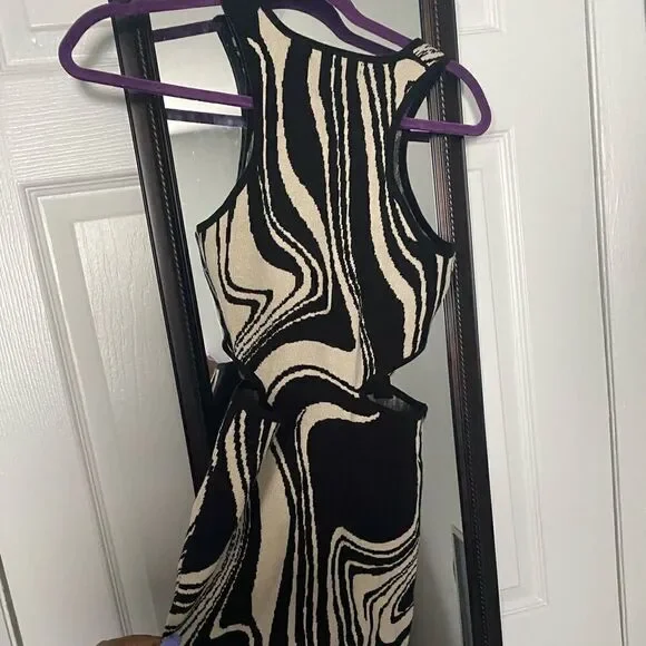 Abstract o-ring sweater dress