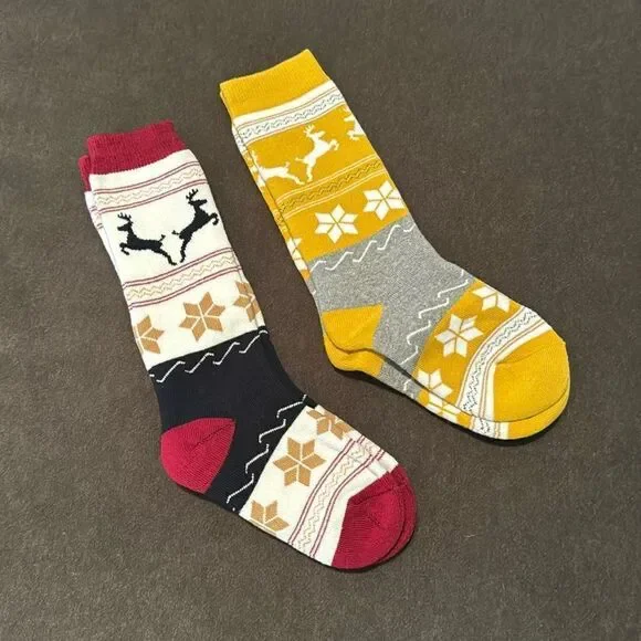 Kids Unisex Winter Snow Ski Socks 2 Pairs Reindeer Design Size Small NEW