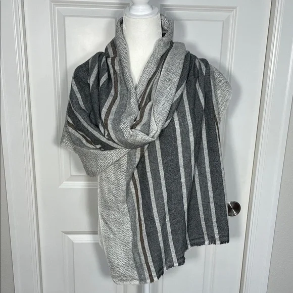 Cashmere Striped Scarf Shawl Wrap Grey Hand Made in Nepal 23” x 86”