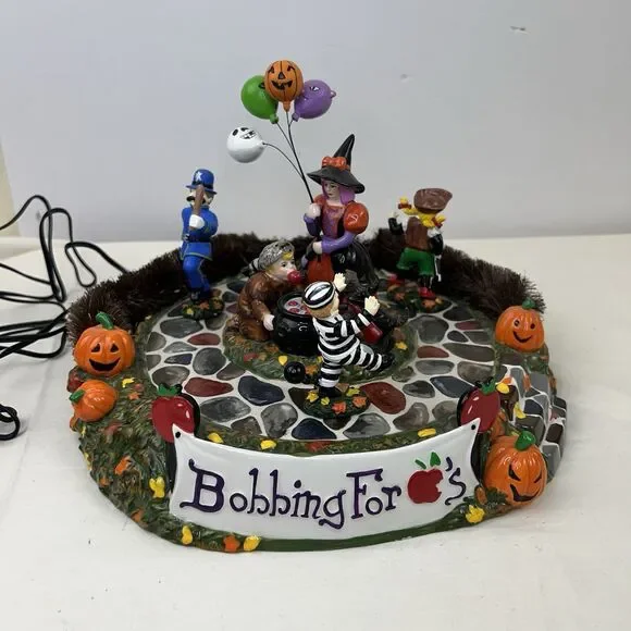 DEPT 56 BOBBING FOR APPLES Halloween Festival Spooky Village‎ Accessories in Box