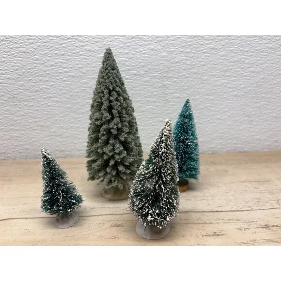 Vtg Set Of 4 Bottle Brush Trees