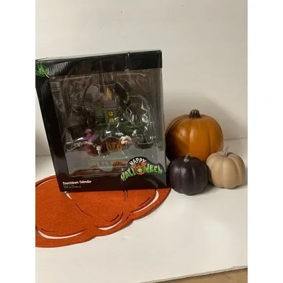 Disney Parks Retired Happy Halloween Countdown Calendar