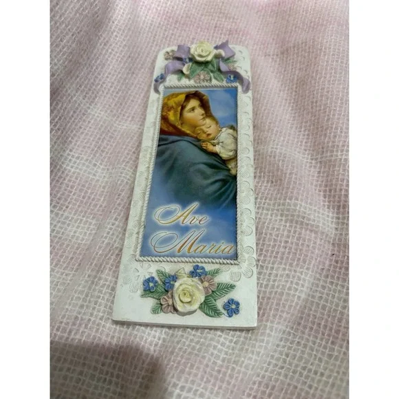 Ave Maria Madonna‎ & Child Hanging Wall Plaque