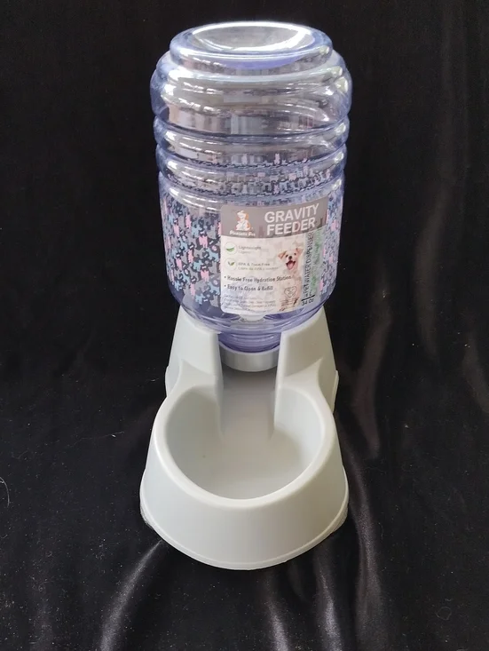 Gravity Pet Water Feeder