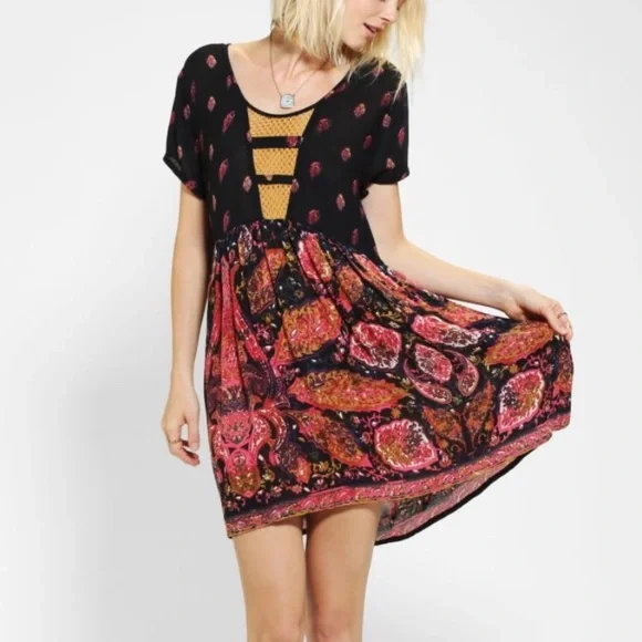 MINKPINK X Urban outfitters skater dress.