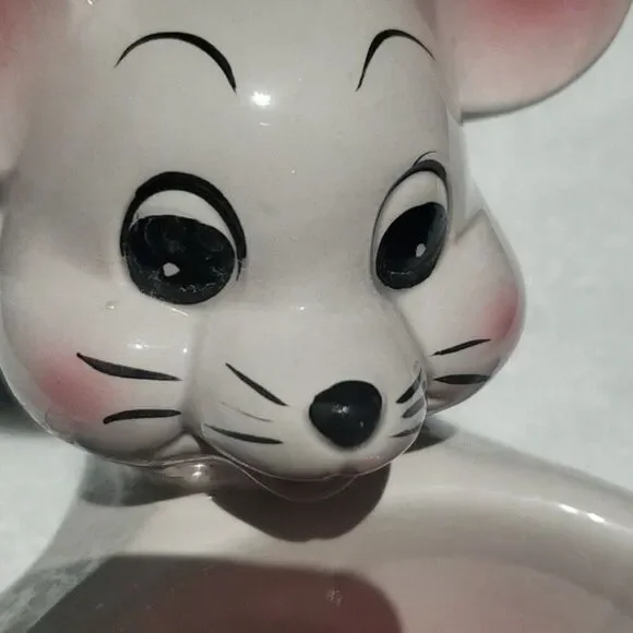 VTG 90s Mouse Character Cat Feeder — Doggiduds 1995