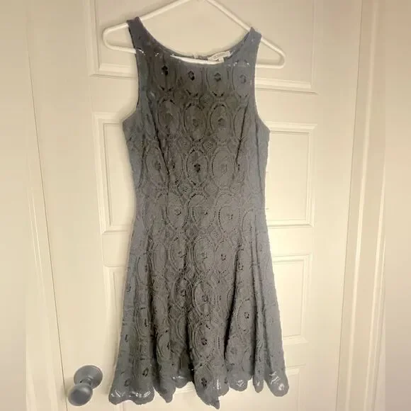 💜 BB Dakota NWT black floral dress size 2