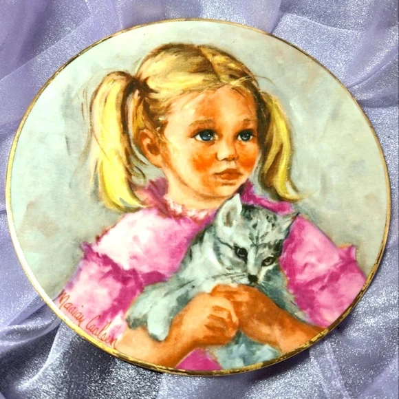 JENNIFER AND JENNY FUR 1978  Plate