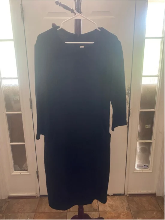 Women's St. John Collection Black Long Sleeve Dress Size 14