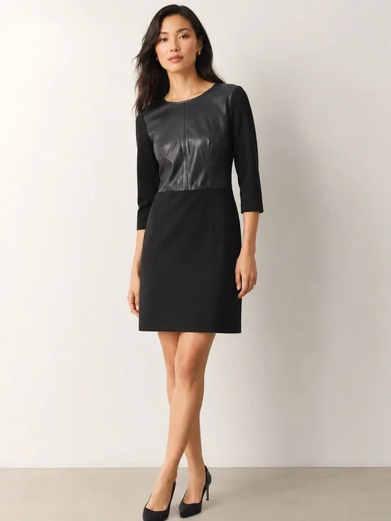 Club Monaco 
