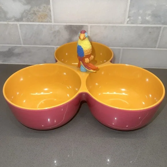 NEW Island, Paradise Plastic Parrot 3 Bowl Serving Tray