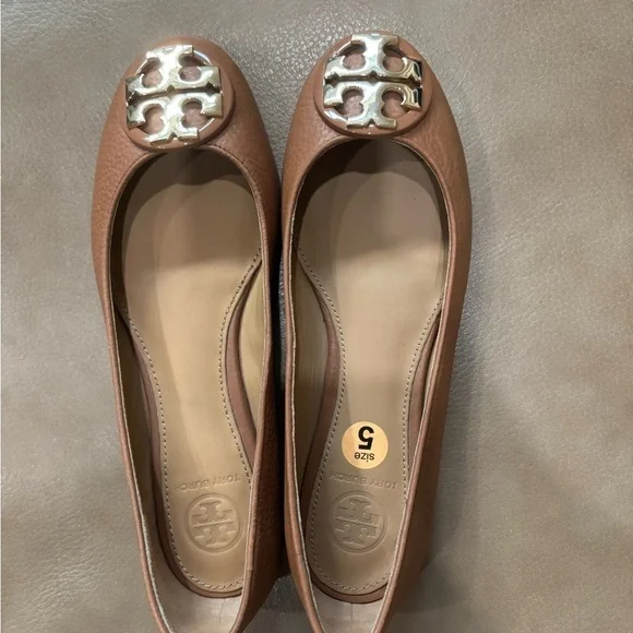 Tory Burch Tan Leather Flats with Gold Logo