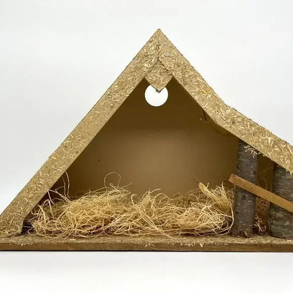 Cardboard Wood Straw‎ Christmas NATIVITY Stable 18 x 6 x 11