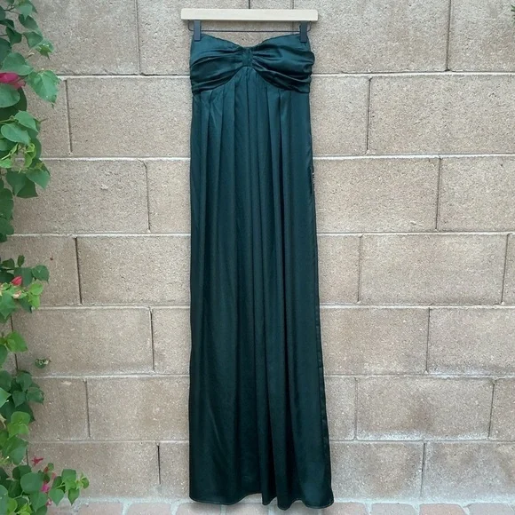 NWT Lulu’s Memorable Entrance Emerald Green Strapless Satin Maxi Dress Size XS