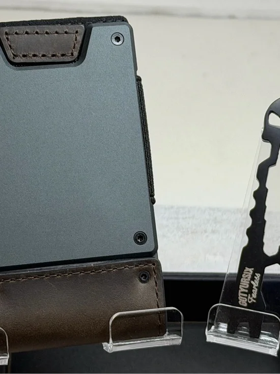 MENS SLIM METAL CARD HOLDER CASH STRAP MINIMALIST PULL TAB WALLET w/MULTI-TOOL👀