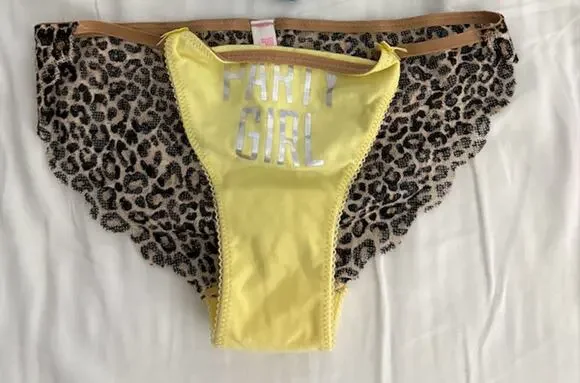 NWOT VS PINK Lace Back Bikini Party Girl Leopard Yellow XS 2012