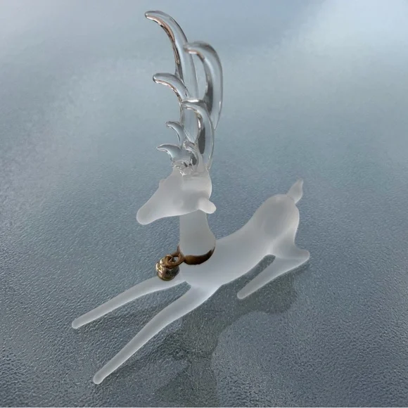 Silvestri Frosted and Clear Glass Sitting Reindeer Figurine