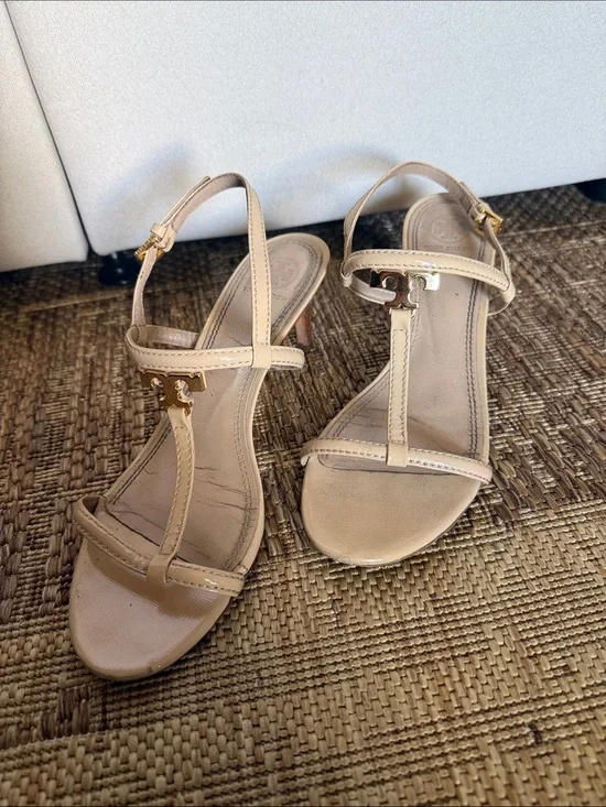 Tory Burch Beige Patent Leather T-Strap Slingback Heels