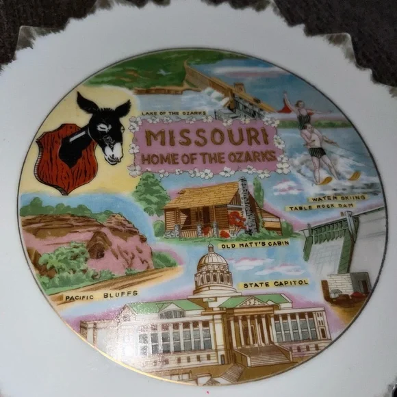Vintage Missouri Home of‎ the Ozarks collector plate