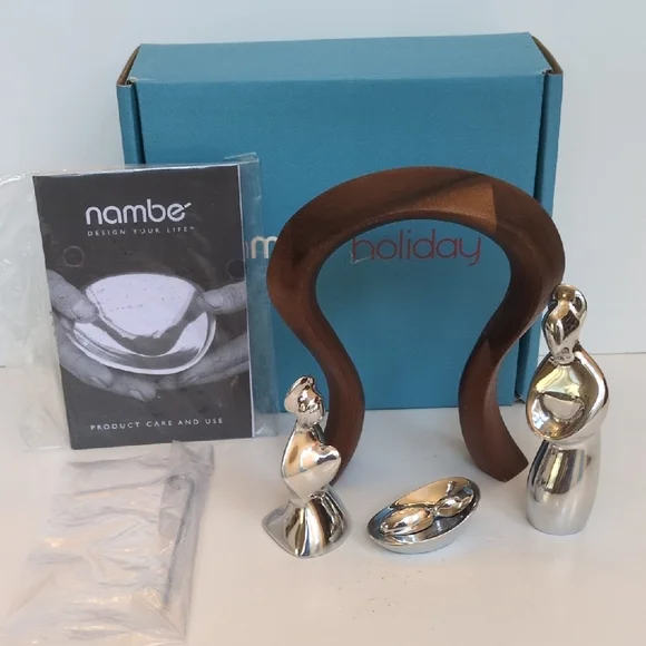 Nambe 4 Piece Holiday Nativity Scene‎ - Mary, Joseph, Baby Jesus & Wooden Crech