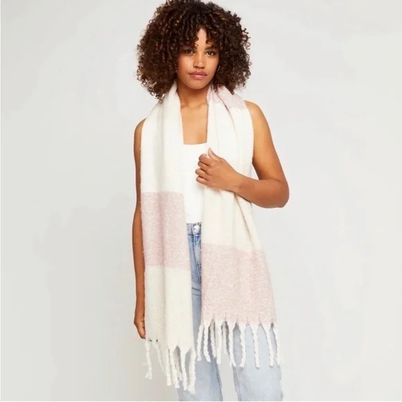 Gentle Fawn Cozy Oversized Fringe Trim Blanket Scarf NWT