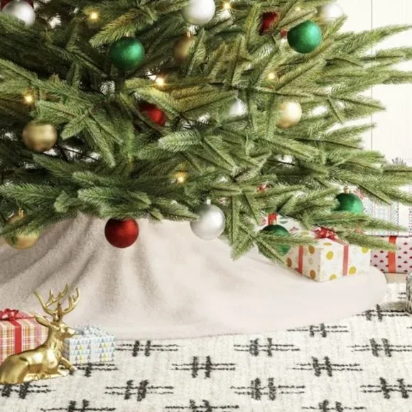 Faux Fur Tree Skirt