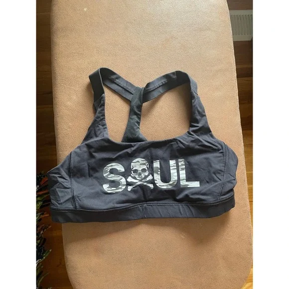 Lululemon SoulCycle Energy Bra Black Camo Skull Crossbones Logo Size 12