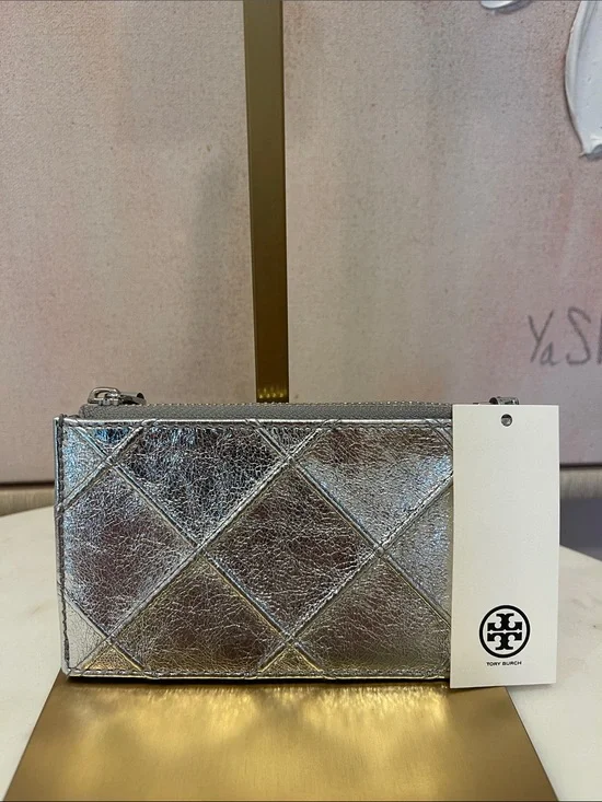 NWT Tory Burch Kira Metallic Silver Quilted Leather Card Holder Wallet