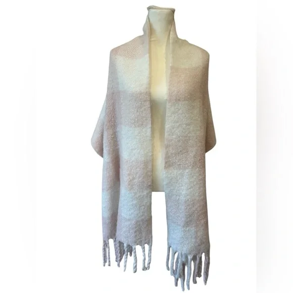 Steve Madden Blush Plaid Fringe Scarf Wrap Soft Cozy Winter Blanket Scarf