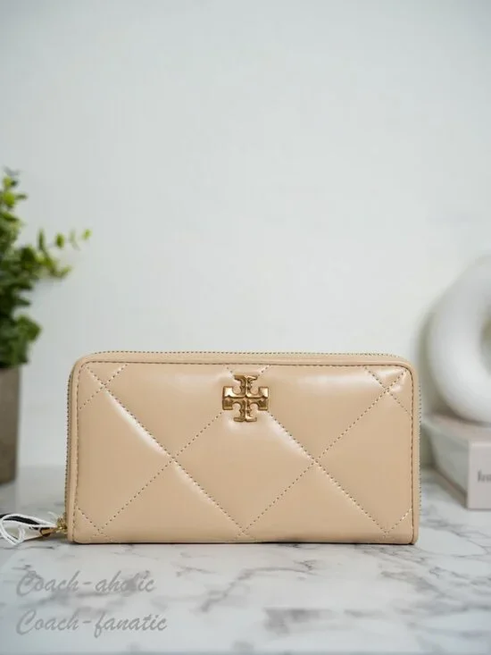 Tory Burch Kira Diamond Quilted Leather Continental Wallet in Vanilla Soft Serve