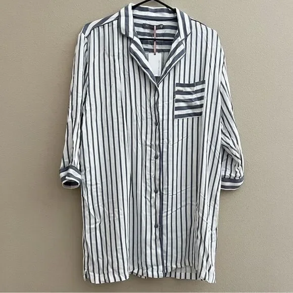 Pretty little you London NWT night shirt pajamas small 4-6 gray striped