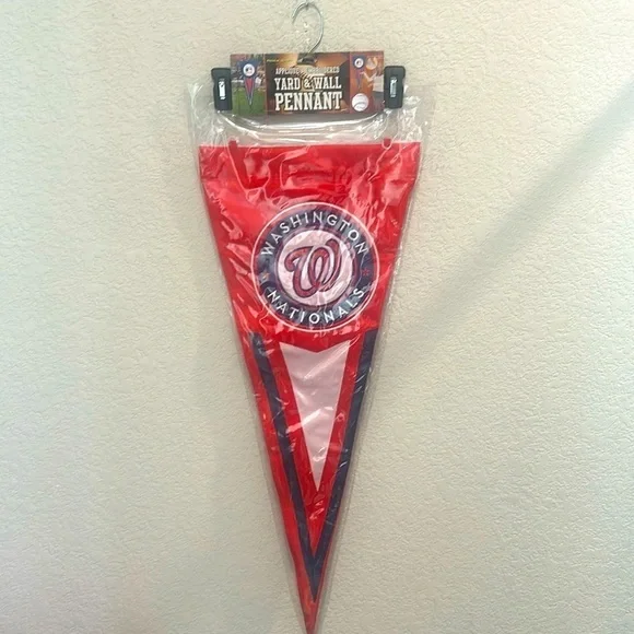 Washington Nationals wall and yard pennant