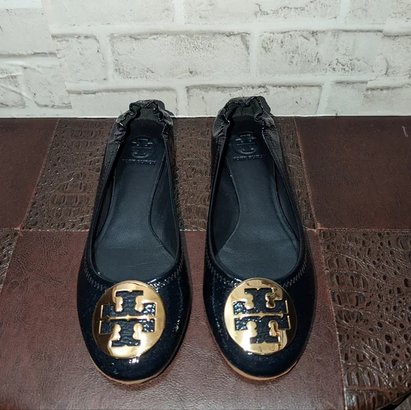 Tory Burch Reva Navy/Gold size 9.5