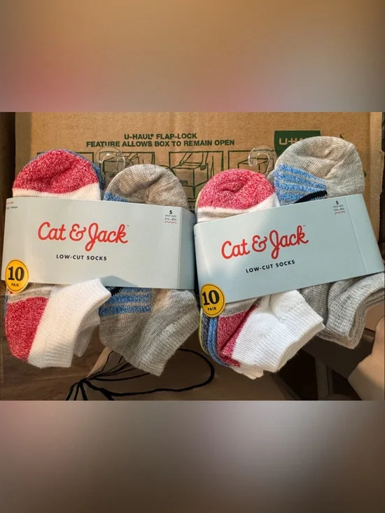 20 pairs of size Small Cat & Jack Low-Cut Socks - White, Gray & Pink