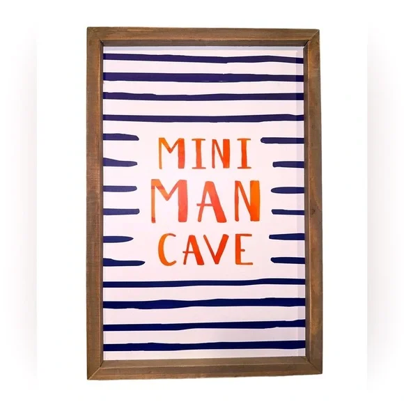 “Mini Man Cave” Wooden Frame Decor