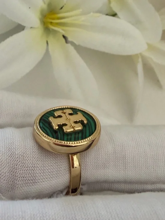 Tory Burch AUTHENTIC Gold-Tone Ring Malachite Semiprecious Stone Logo Sz 8