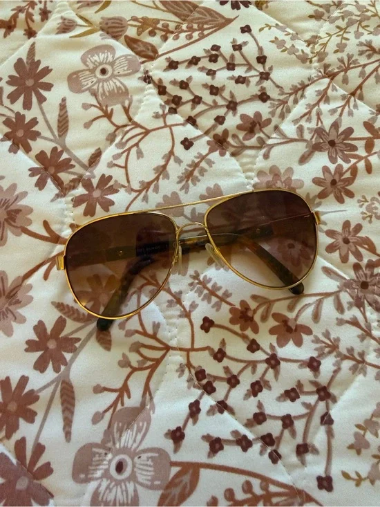 Tory Burch — Gold Aviator Sunglasses
