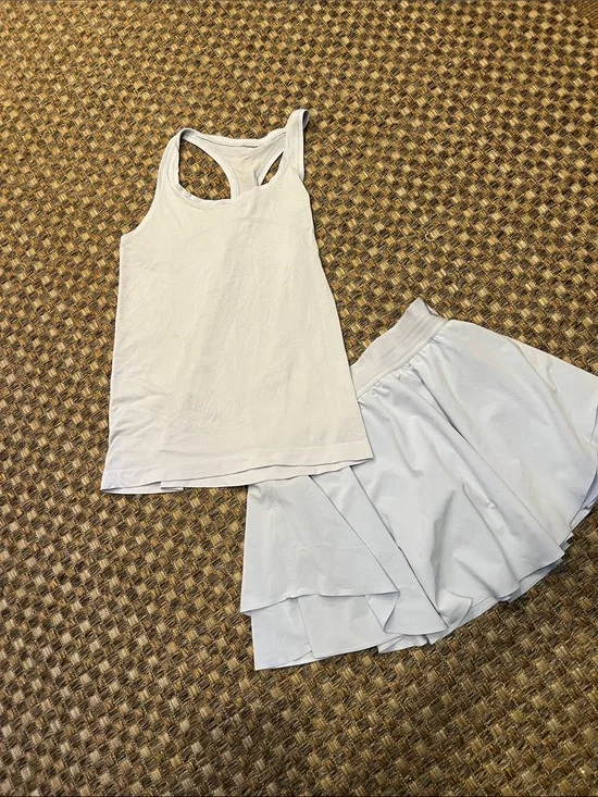 Lululemon med matching skort set