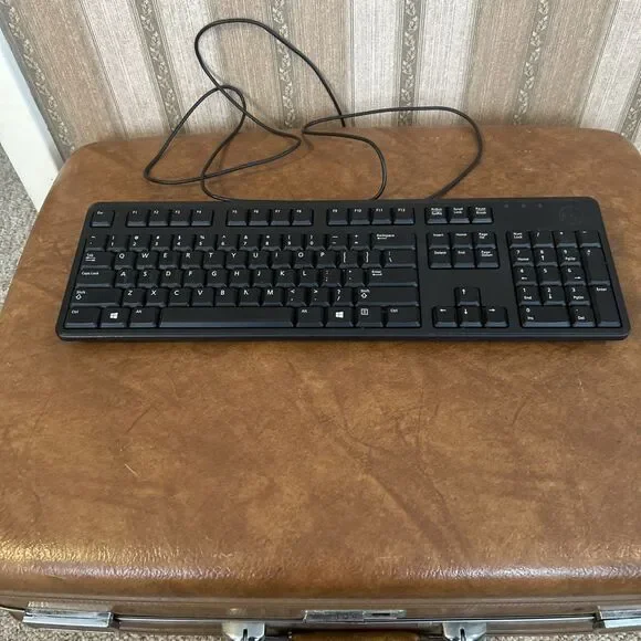 Dell KB212-B USB Quiet Key Keyboard - Black‎