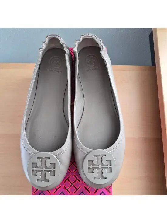 Tory Burch mini travel ballet with logo gray size 9