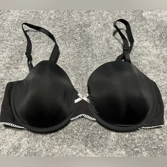 Wacoal b. tempet’d Modern Method Strapless Black Bra 36C
