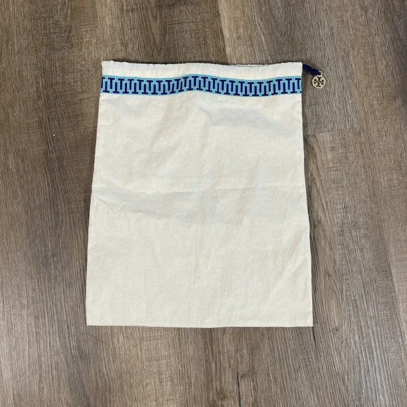 Tory Burch Travel Dust Storage Bag Ivory Logo Charm Drawstring APPROX 12x14.5