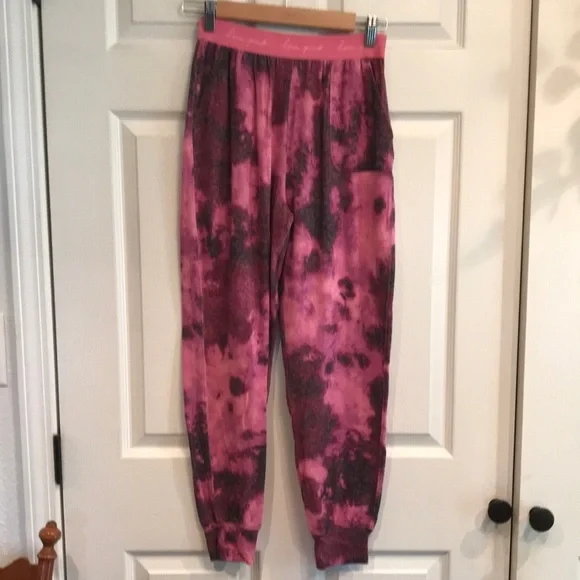 PINK Victoria’s Secret brand size S elastic waist sleep/ lounge pants