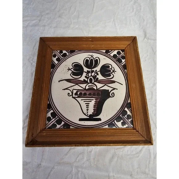 Dutch Manganese Flower Pot tile,‎ 19th century
